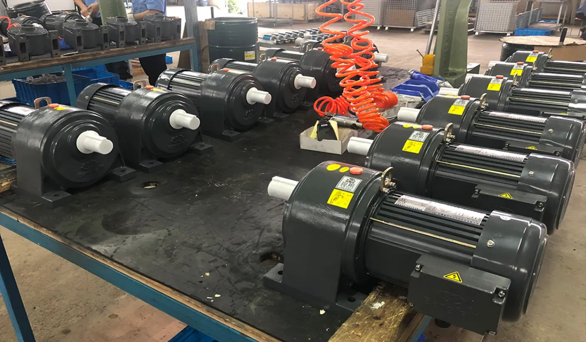 Gear Motors in CNC Metal Processing